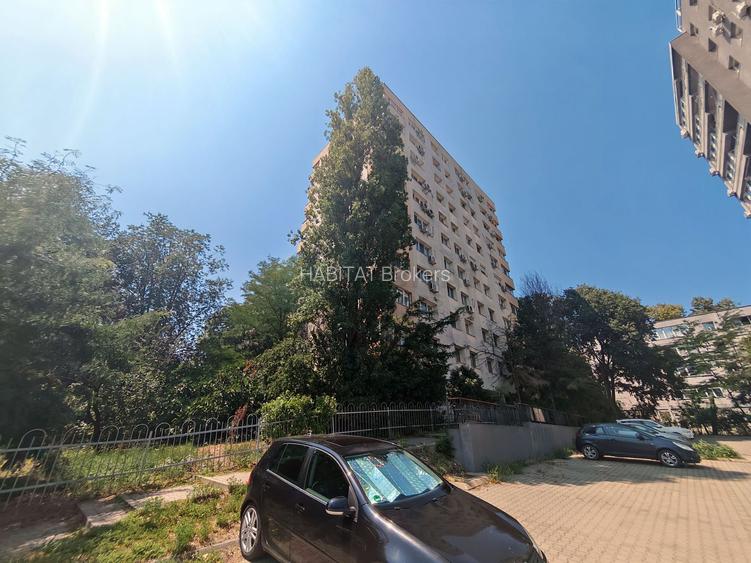 Apartament cu trei camere in inima cartierului Titan - 21