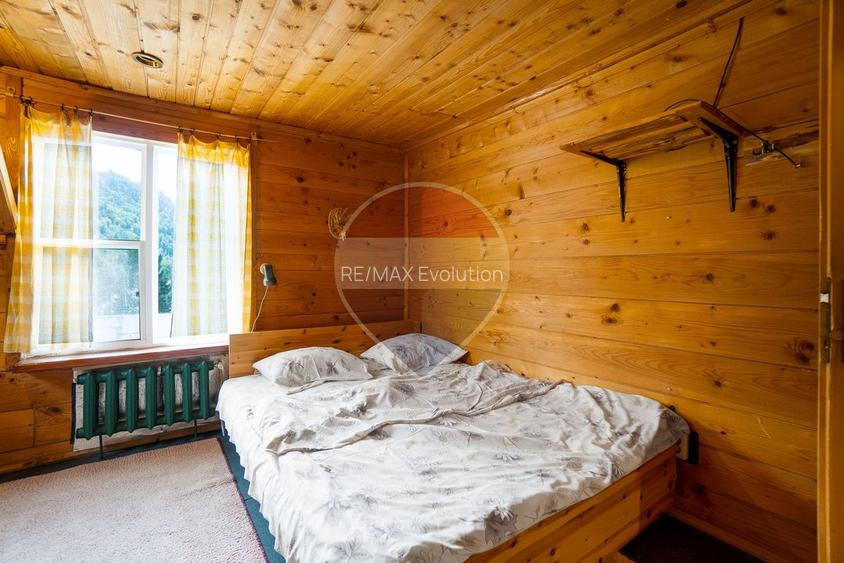 Casă de Vacanta/ Familie/ cu Poveste-Azuga/ Piscina interioara!