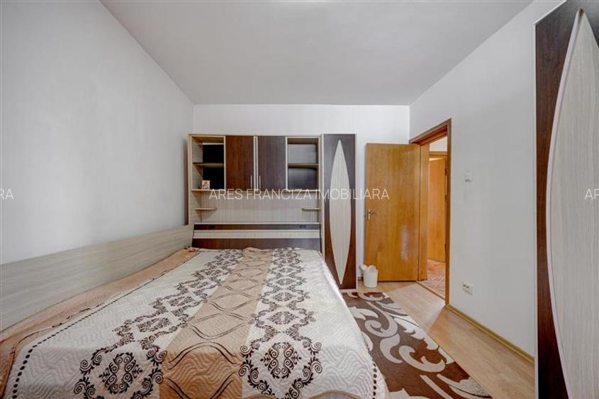 23 AUGUST -  BD. BASARABIA,7 CAMERE,201 MP,AN 2015,TEREN 187 MP - 21