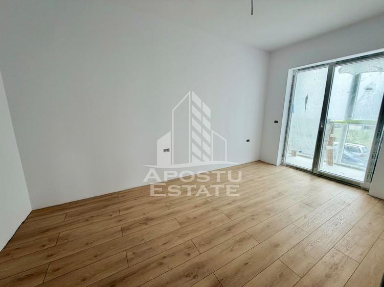 Apartament cu 2 camere, decomandat, etaj 1, zona Planetelor