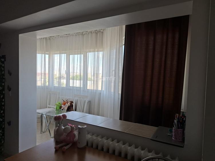 Apartament o camera - zona Nicolina 2 - 3