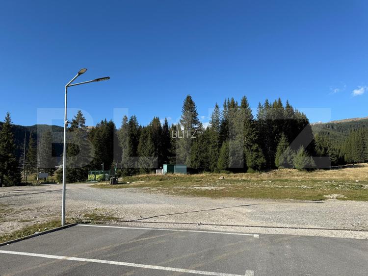 Teren intravilan, 5.500 mp, platoul Padina - 3