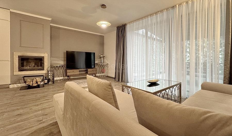 Apartament ce ofera acces catre 2 terase generoase