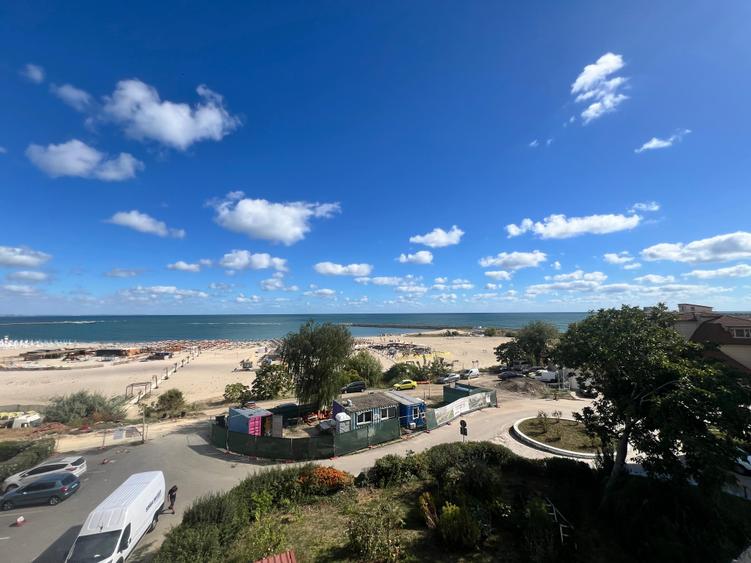 Faleza Nord apartament tip duplex 3 camere terasa vedere directa mare