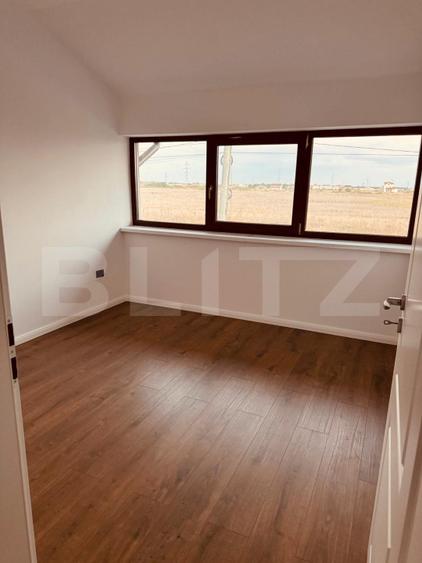 Duplex 5 camere 122mp utili, 350mp teren Mosnita Noua