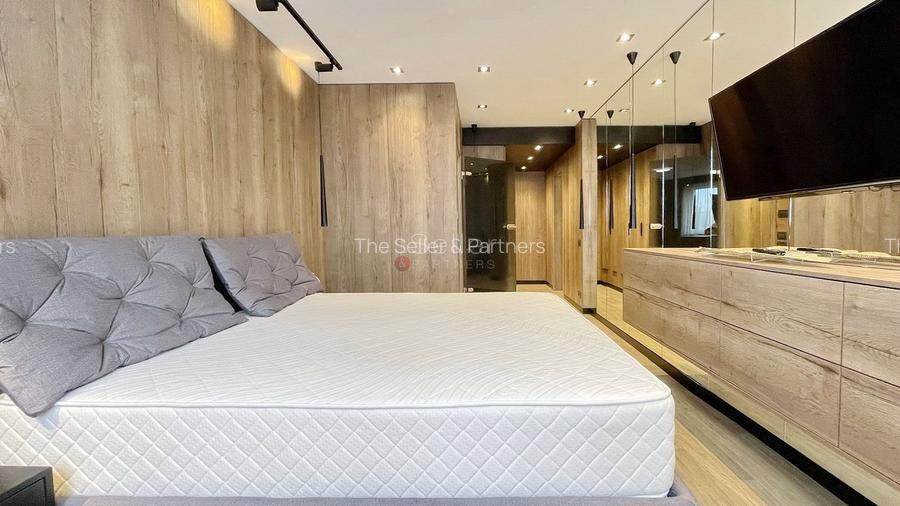 Design Exclusivist - 24
