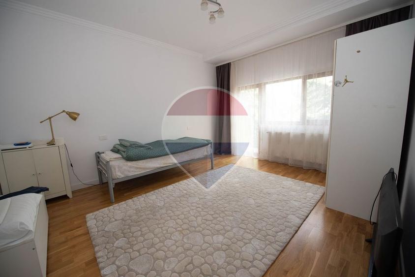 Apartament cu 4 camere, 117mp de vanzare, terasa 25mp, în zona Grivita