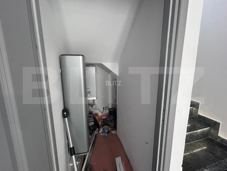 Casa de inchiriat, cu 4 camere, 120 mp utili si 500 mp de teren, zona Metro - 14