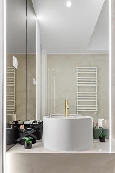 De închiriat: Studio Premium Cortina North | Loc de Parcare Subteran Inclus