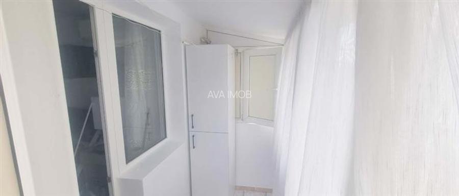 Apartament 3 camere nedecomandat, zona Milcov - 10