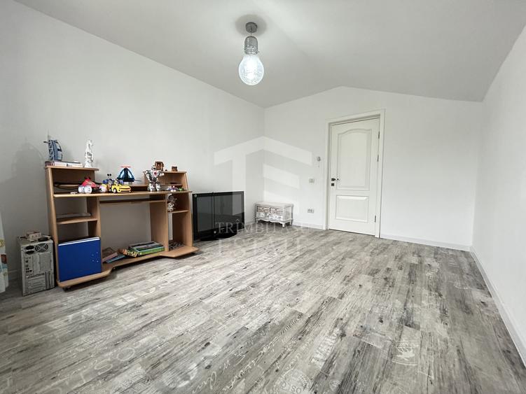 Casa P+1 din BCA ideala pentru o familie antreprenoare – Pecineaga
