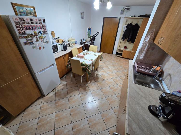 Apartament 2 camere 59mp Sos Colentina McDonald's  vezi video