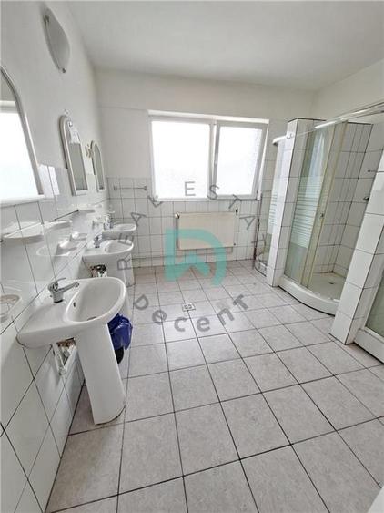 Imobil de închiriat – 18 camere | Ideal pentru muncitori, pensiune sau acti