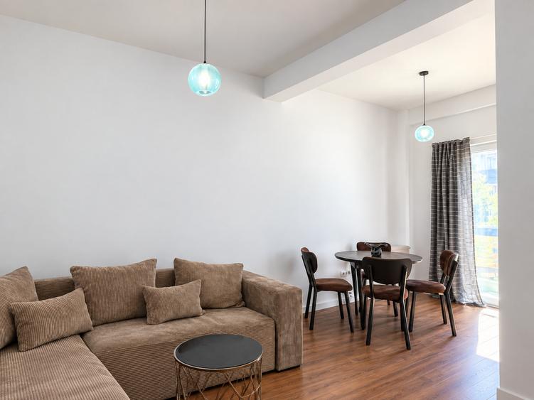 Apartament de 2 camere, semidecomandat, 50mp, zona Dâmbul Rotund