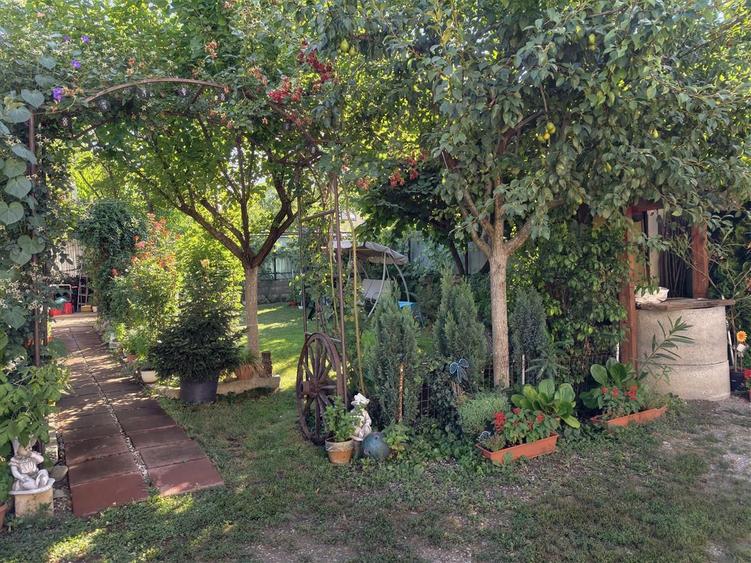 Casa de vanzare l 260 MP Utili l P + 2E l 560 MP Teren