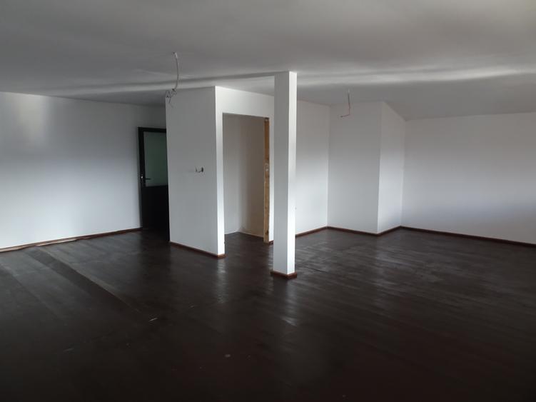 Imobil P+M ptr birouri si/sau locuinta