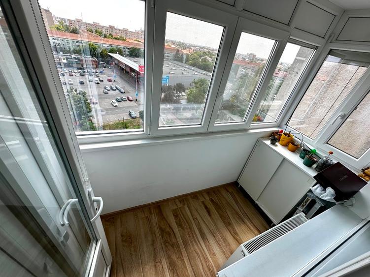 Proprietar vând apartament 4 camere, 84 mp, decomandat, zonă centrală Gh. Lazar