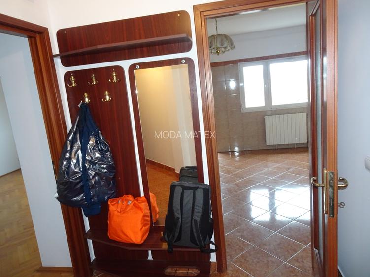 Bloc tip boutique, constr. 2000, parcare subterana si 2 intrari - 13