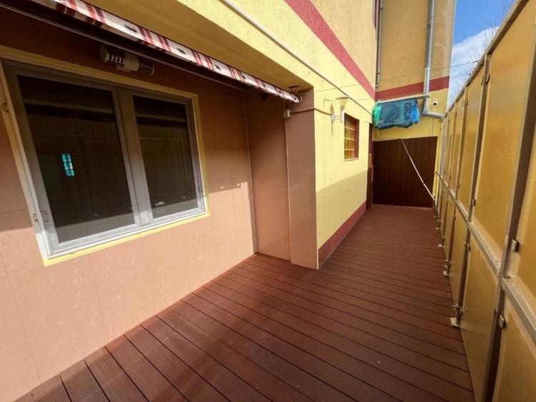 Delfinariu- apartament 3 camere in vila