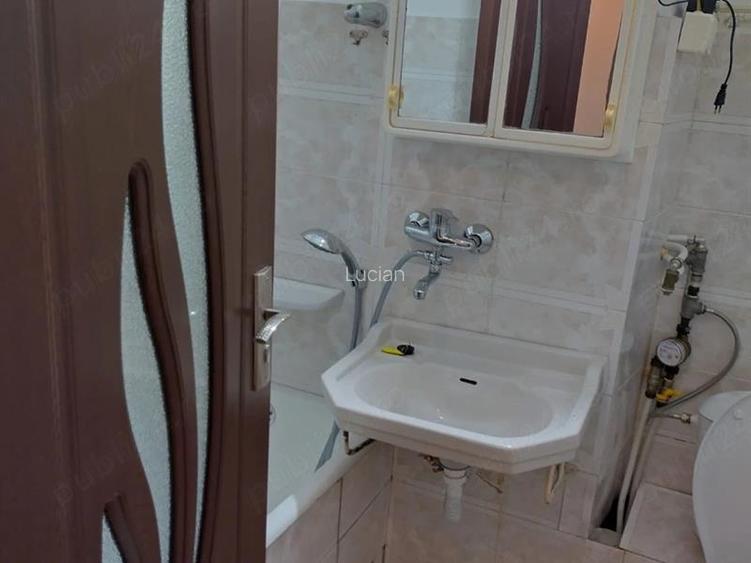 Vand apartament 3 camere, Craiova - 2