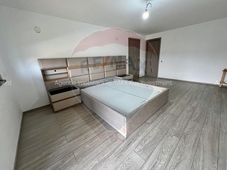 Casă  de vanzare - 17