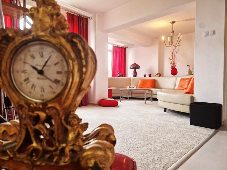 Zona CENTRALA apartament 4 camere!