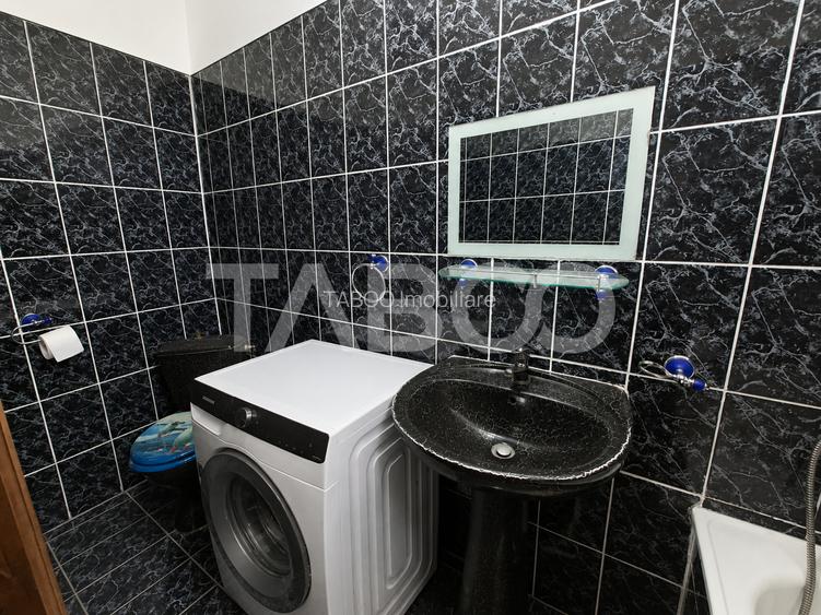 Apartament foarte spatios 3 camere balcon zona Cedonia - 11