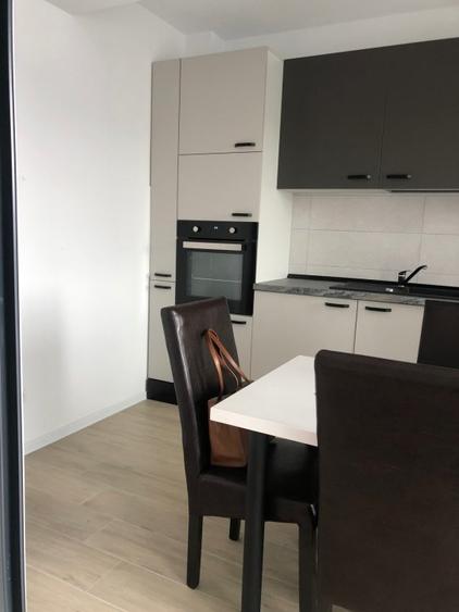 Ofer inchiriere ap 2 camere fond nou, Exercitiu , parcare, 400 euro