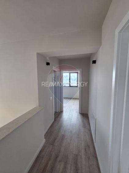Vila de inchiriat in Voronet. Prima inchiriere, 5 camere. - 10