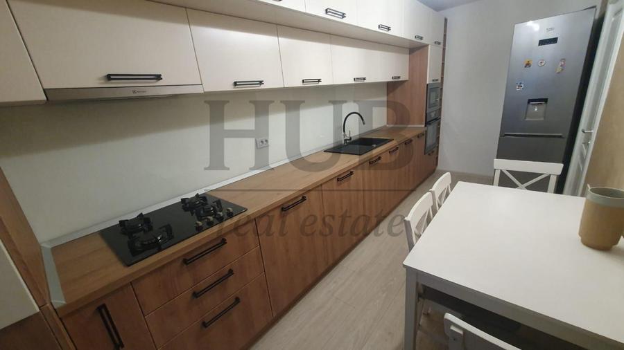 Apartament cu 2 camere -bloc nou-zona centrala -parcare