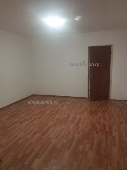 Garsonieră Aparatorii Patriei Etaj Intermediar