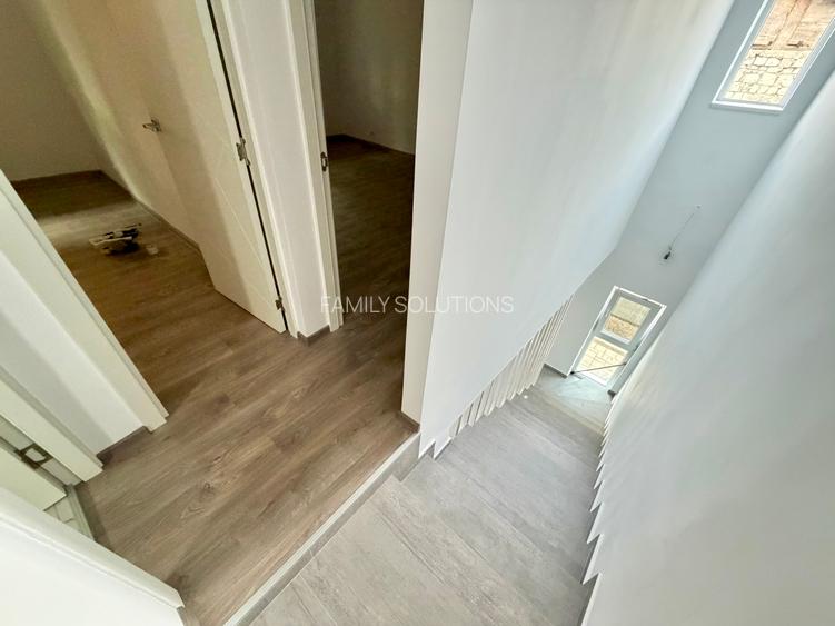 Casa P+1 la 1 km fata de metrou Aparatorii Patriei. 3 cam. Teren 148 mp - 21