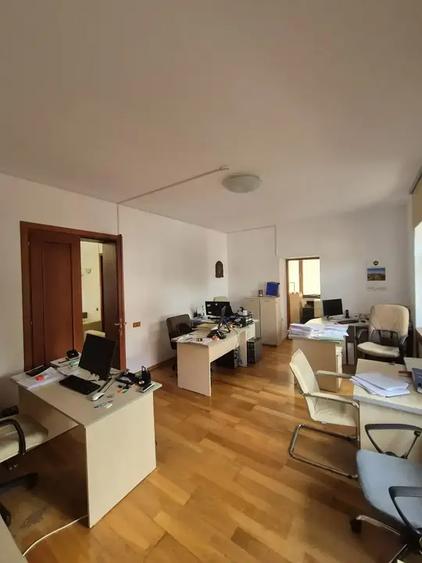 Vilă 13 Camere | Dorobanți Capitale | Reconsolidată | 447 mp