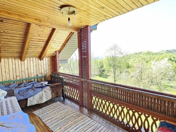Pensiune in jud. Buzau, loc Ivanetu| Constructie lemn|Pozitionare impresionanta