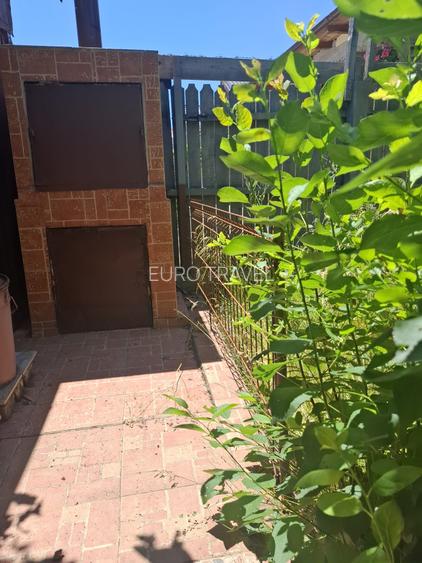 Casa  eleganta  constructie BCA , teren 300 MP, gaz,Lumina, 113900 euro - 3