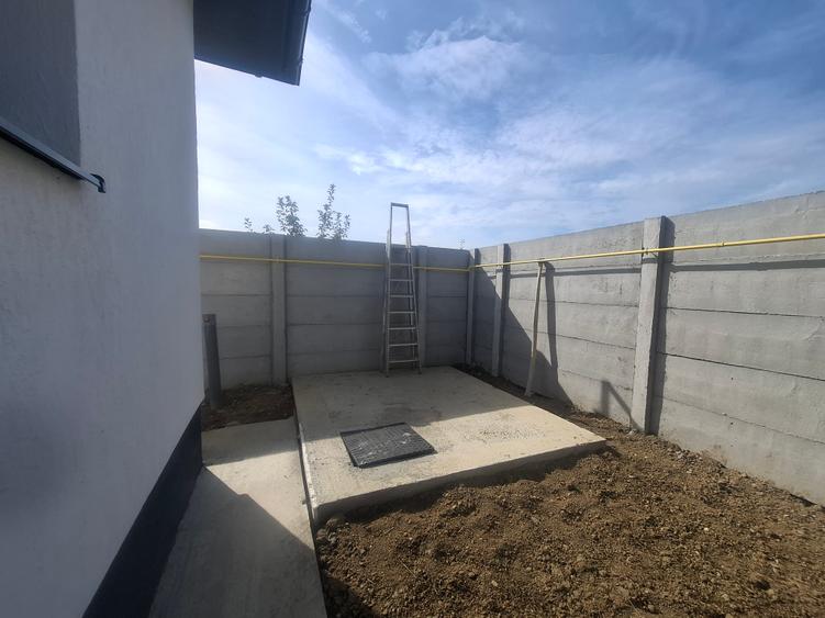 Casa 3 camere/Țegheș/ Individuala la Cheie