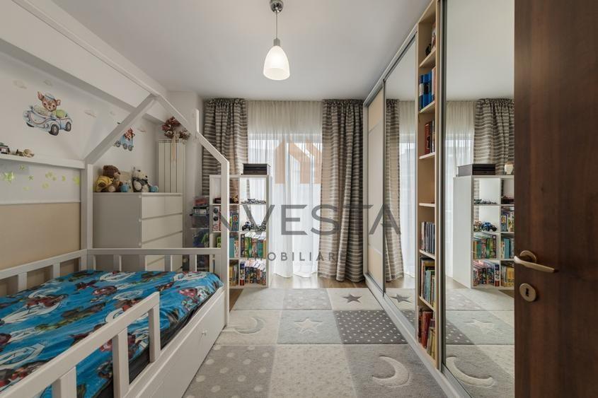 Apartament 3 camere cu terasa 34 mp, etaj intermediar, zona Buna Ziua!