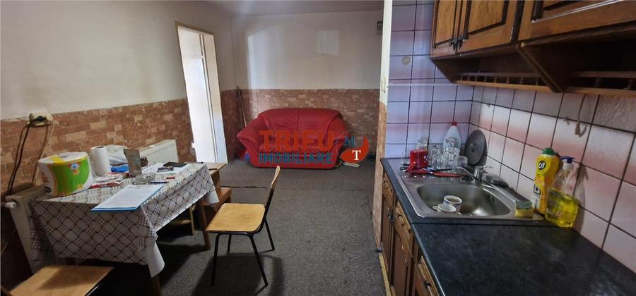 Apartament 2 camere izolat exterior zona Liceul Sportiv