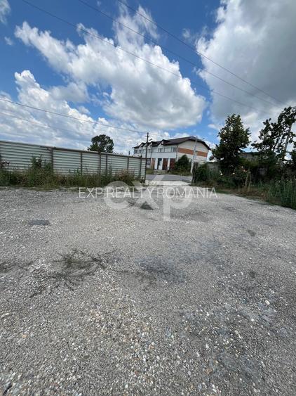 Casă P+M cu birouri amenajate și teren 5.423 mp pentru firmă și locuit acces A1 - 14