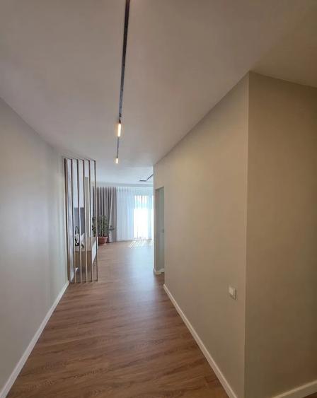 Vanzare Apartament 4 Camere Iancu Nicolae/ Parcare inclusa/ Piscina