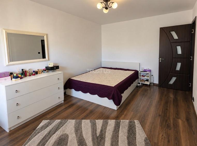 Comision 0% APARTAMENT 3 CAMERE DE VÂNZARE CALEA LIPOVEI