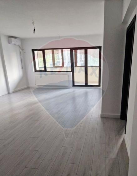 Apartament 2 camere de vanzare in Saphir Residence