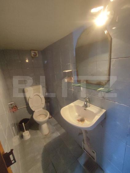Spatiu 160 mp chirie, central, Solca!