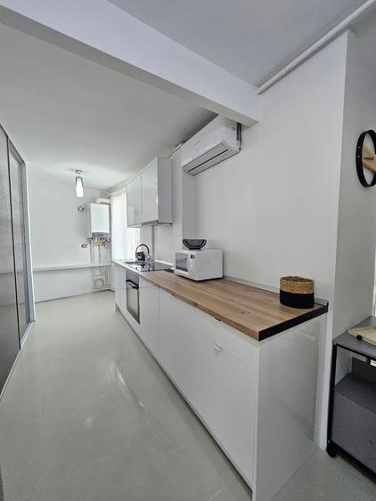 Oferta inchiriere studio de lux zona centrala, parcare, 350 EURO