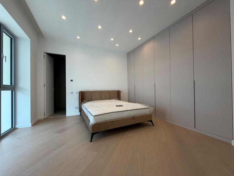 Penthouse Duplex Spectaculos de Închiriat  | Aviatiei Promenada