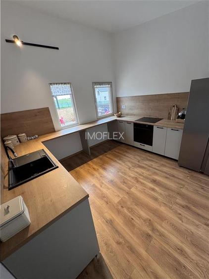 Casa morderna din lemn - Burdujeni - 9