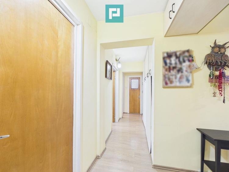 Apartament  5 camere la cheie în Vlaicu