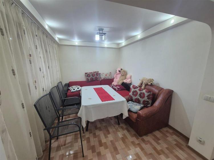 3 camere parter, balcon 27 mp, confort 1 decomandat, Obor
