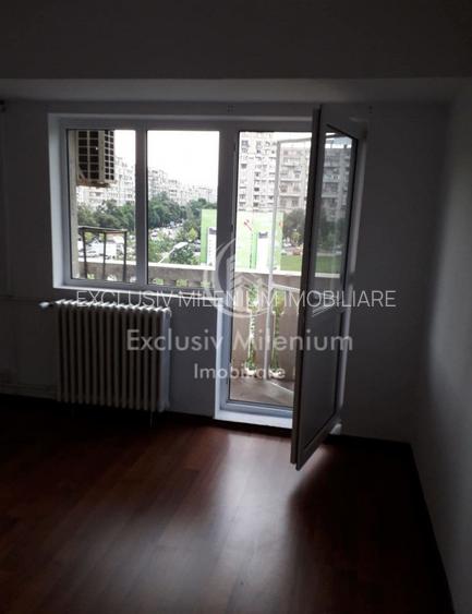 Apartament nemobilat - Piata Alba Iulia /Decebal - Bd Unirii Birouri