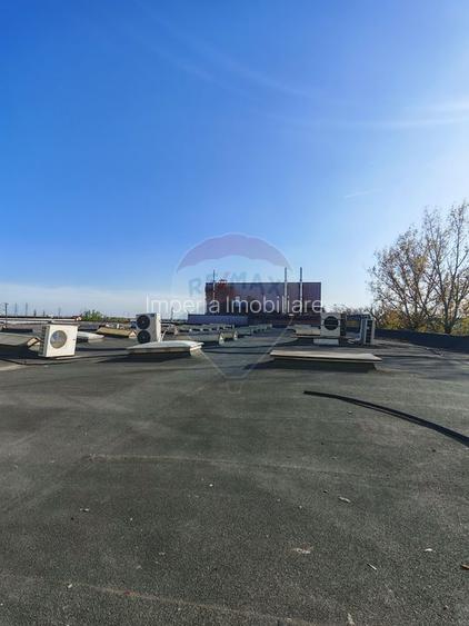 Spațiu de birouri de 2,100mp de închiriat - 19